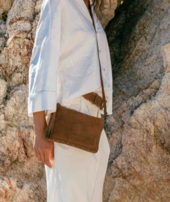 Bolso de piel Biba PRR1L PERRY en serraje taupe