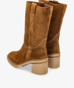 Botas Alpe 5238 en serraje cuero