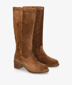 Botas Alpe 2615 en serraje cuero