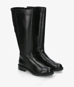 Botas Traveris IB-24610 en negro