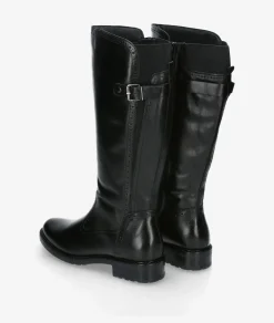 Botas Traveris LOR38-3181 en negro