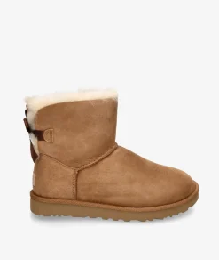 Botas UGG MINI BAILEY BOW en cuero