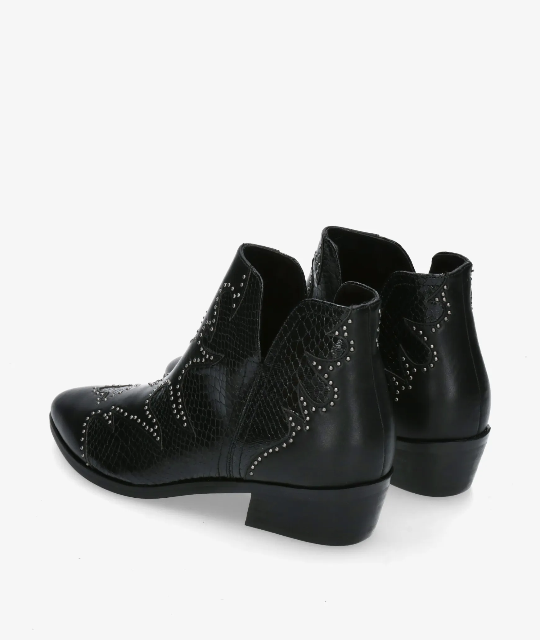 Botines CORINA M5792 en negro