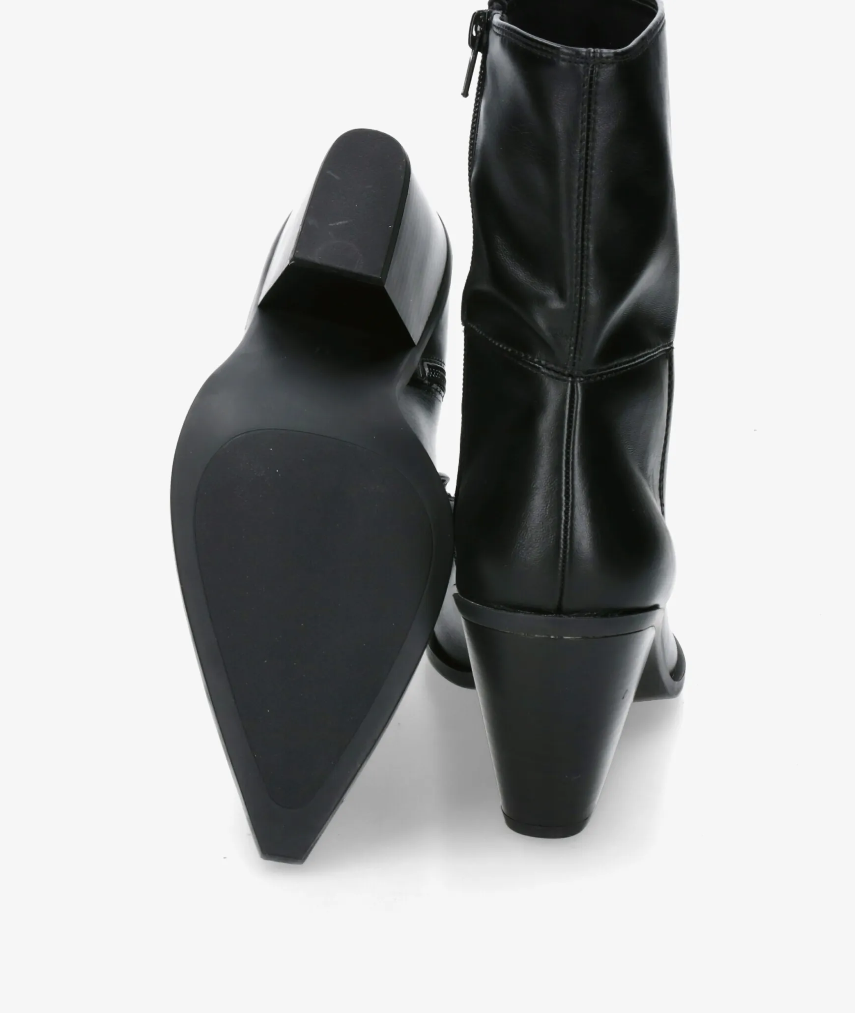 Botines CORINA M5820 en negro