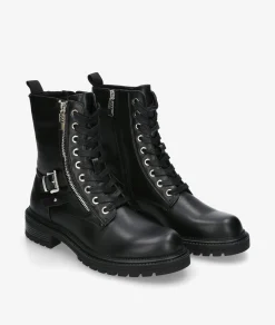 Botines Mustang 54774 en negro