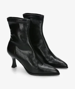 Botines pabloochoa.shoes 78039 en negro