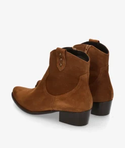 Botines pabloochoa.shoes CALIOPE SB TACHAS en serraje libano