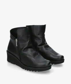 Botines pabloochoa.shoes MIA 10 en negro