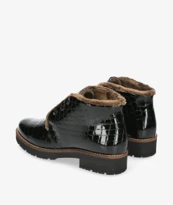 Botines Pitillos 10773 en charol negro