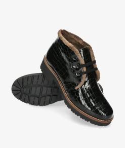 Botines Pitillos 10773 en charol negro