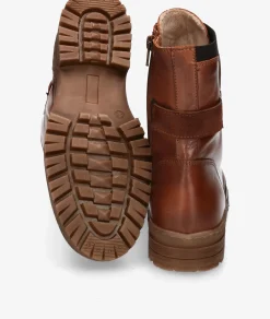 Botines Traveris IB-24178 en cuero