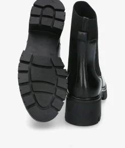 Botines Traveris LOR19-1675 en negro