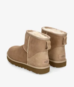 Botines UGG CLASSIC MINI II en beige