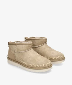 Botines UGG CLASSIC ULTRA MINI BIARRITZ en beige