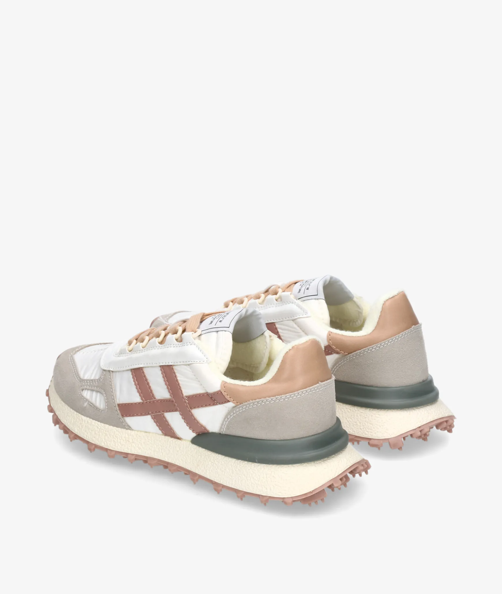 Deportivos CORINA M6065 en blanco