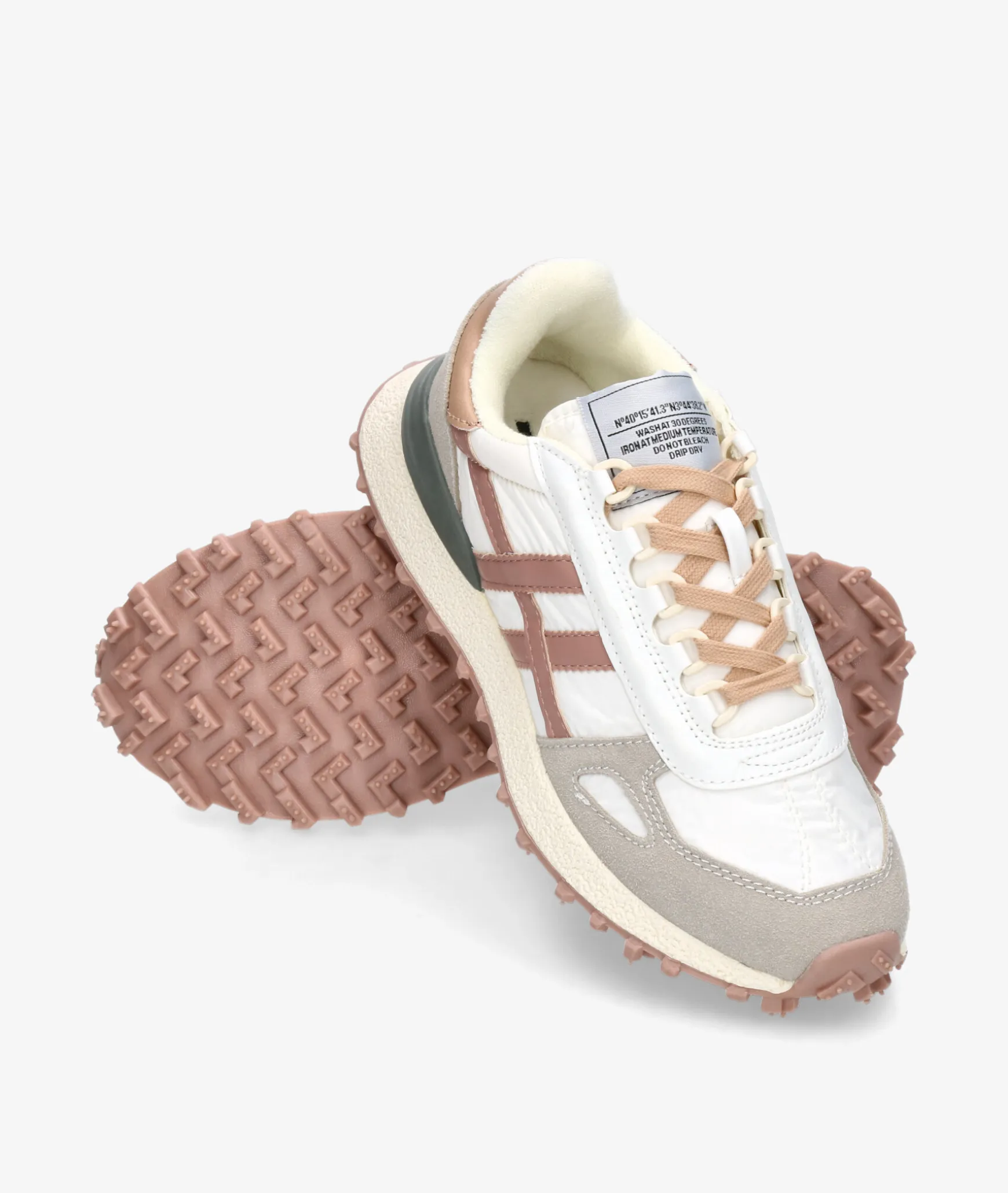 Deportivos CORINA M6065 en blanco