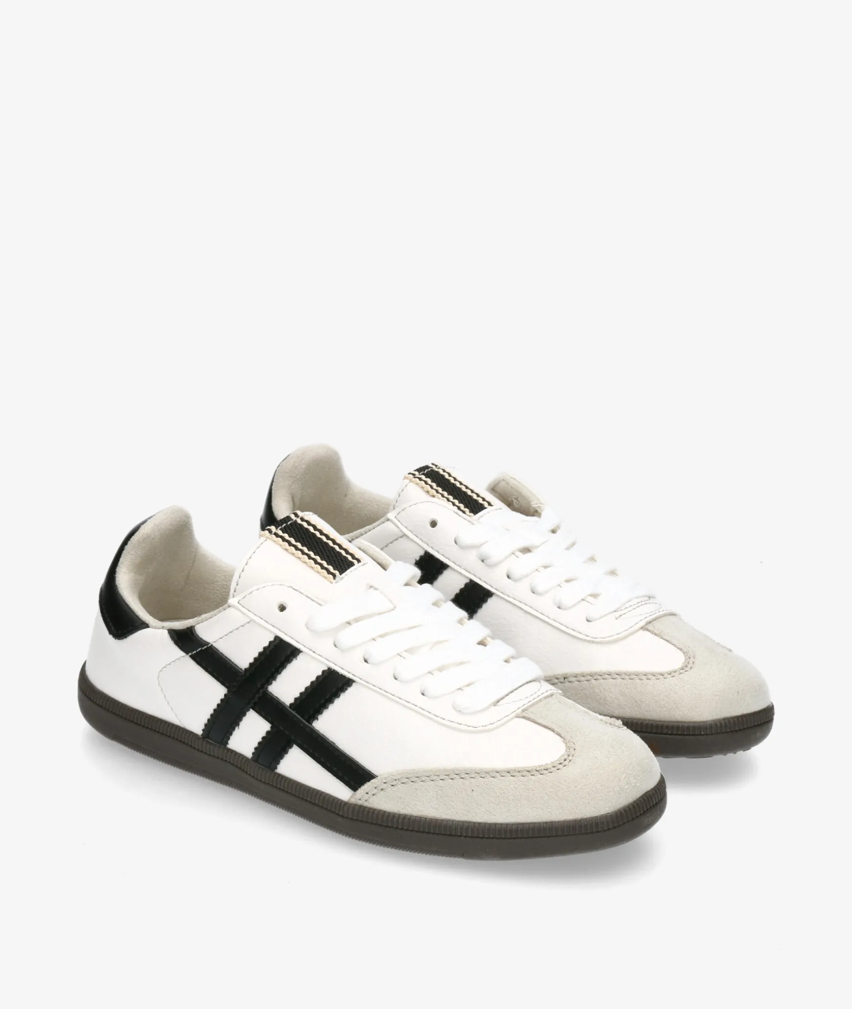 Deportivos CORINA M5520 en blanco