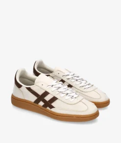 Deportivos CORINA M6045 en beige