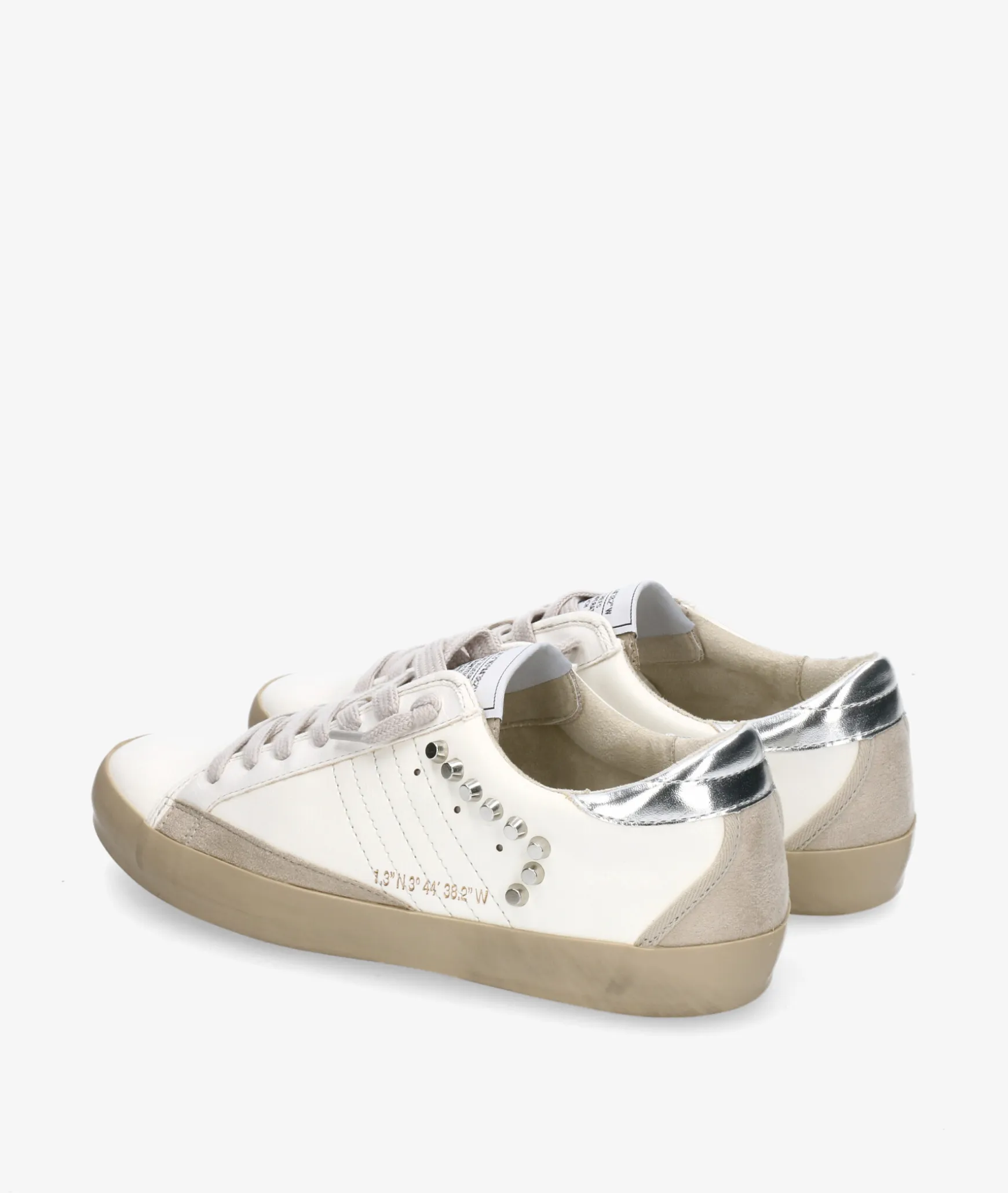 Deportivos CORINA M5500 en blanco