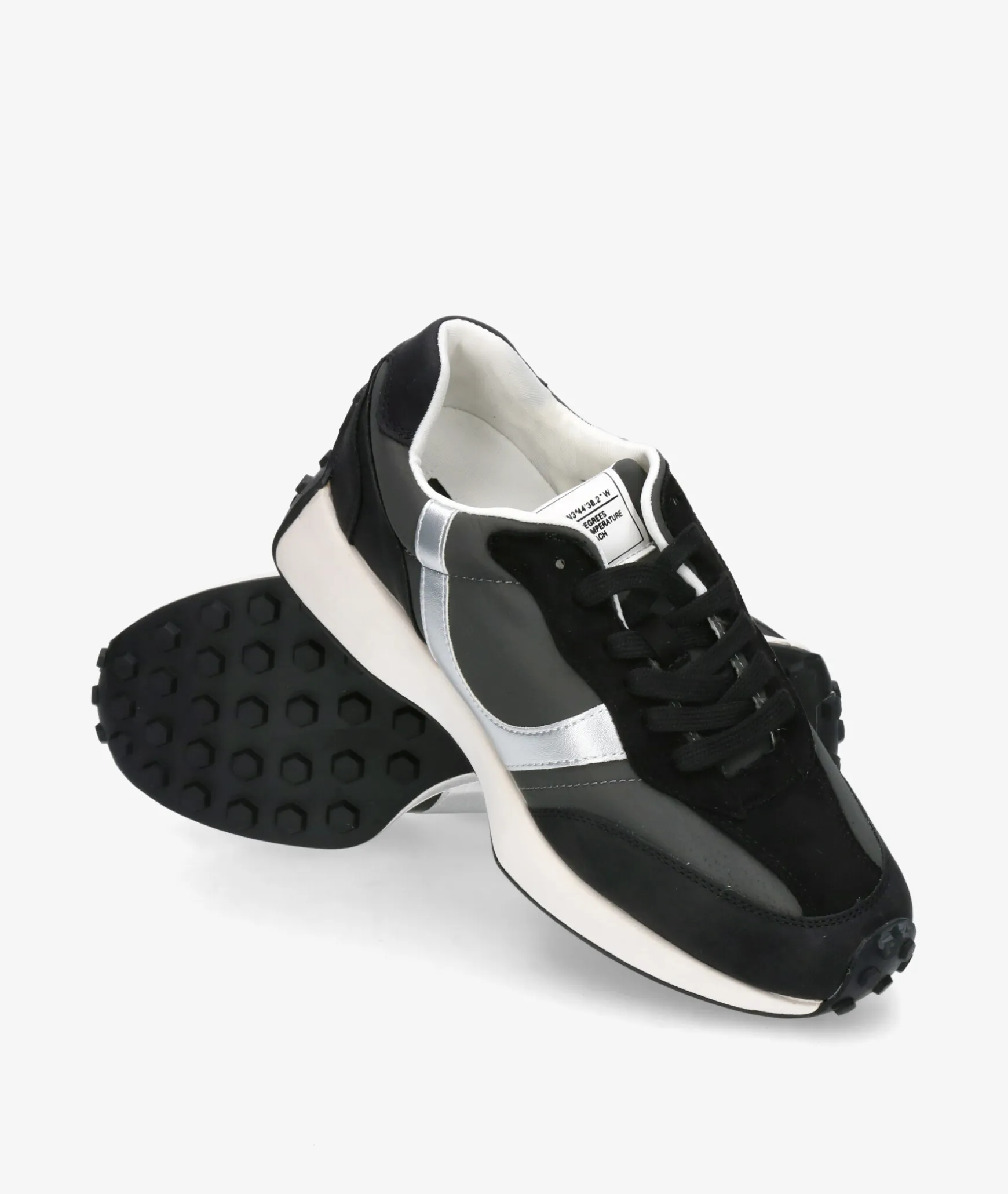 Deportivos CORINA M4530 en negro