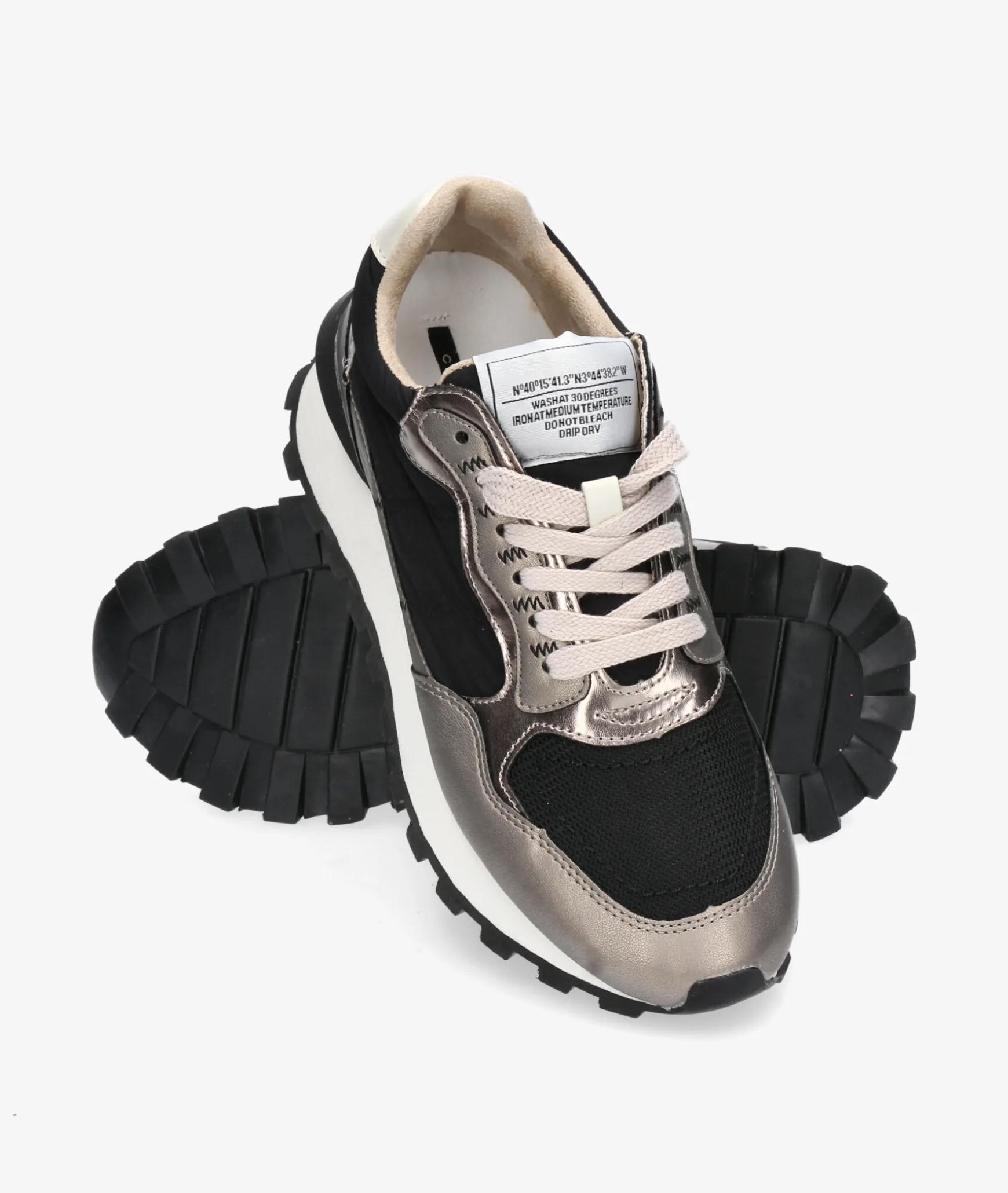 Deportivos CORINA M4545 en negro