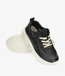 Deportivos EOLIGEROS INFINITY en negro