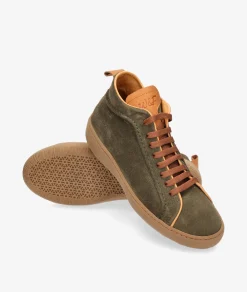 Deportivos Walk & Fly EST-03-104 en serraje kaki