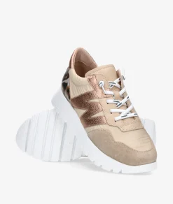 Deportivos Wonders A-24100 en beige