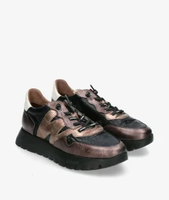 Deportivos Wonders A-2491 en negro