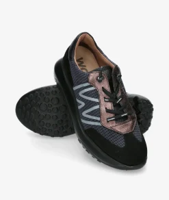 Deportivos Wonders A-4001 en negro