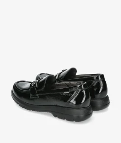 Mocasines Fluchos F1794 en charol negro
