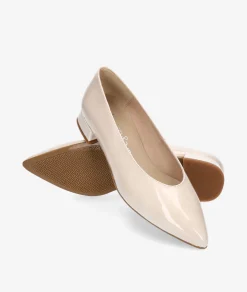 Salones bloom&you DAFNE en charol beige