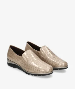 Zapatos confort Pitillos 10003 en charol hueso