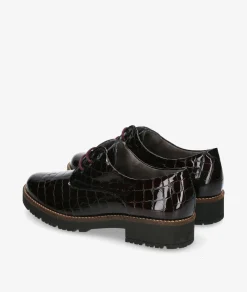 Zapatos inglés Pitillos 10771 en charol burdeos