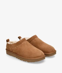 Zuecos UGG CLASSIC MICRO en cuero
